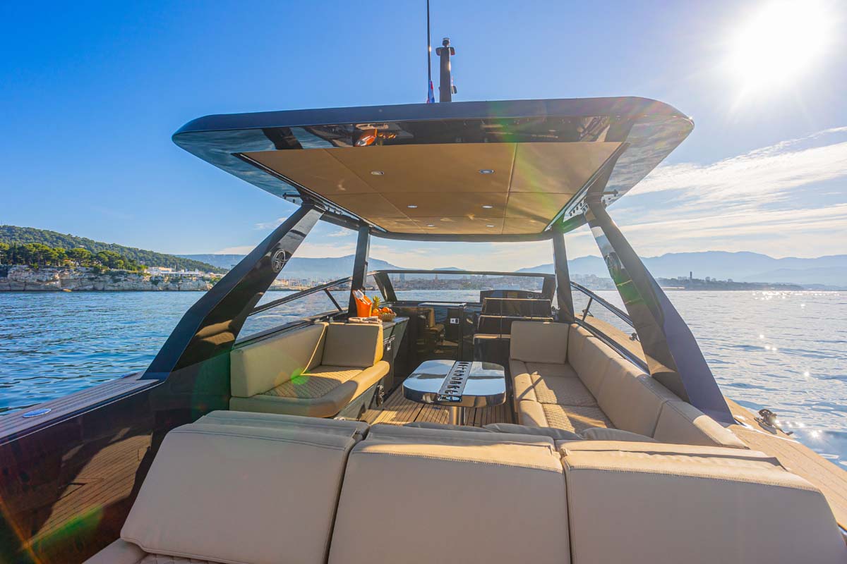 Boat trip from Split aboard Colnago 35 Croatia