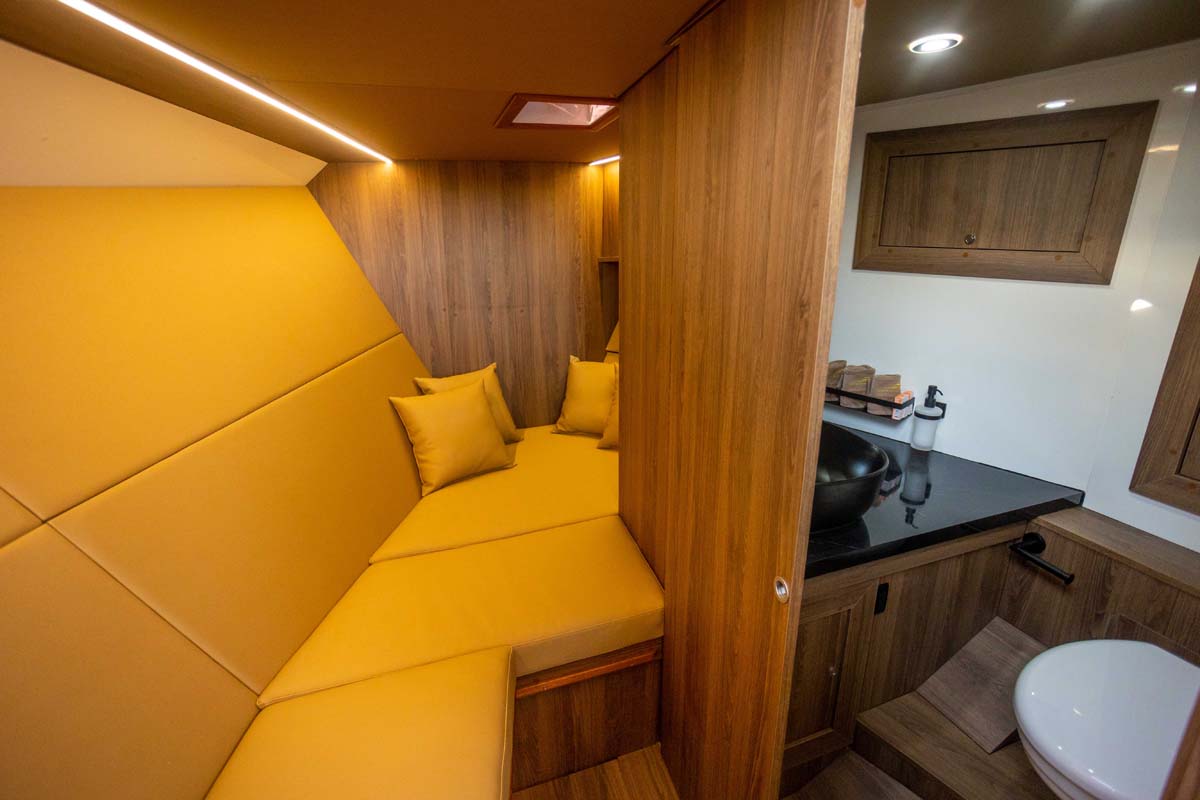 Colnago 35 cabin interior private boat tour Split