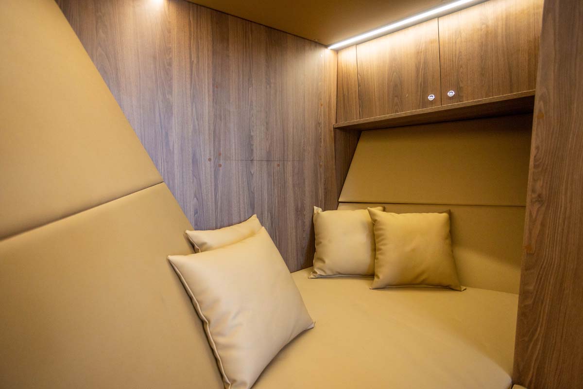 Transfer Colnago 35 cabin interior private boat tour Split