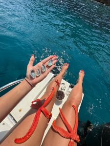 Luxury boat tour Split on Mirakul 40 with Adriatic island views