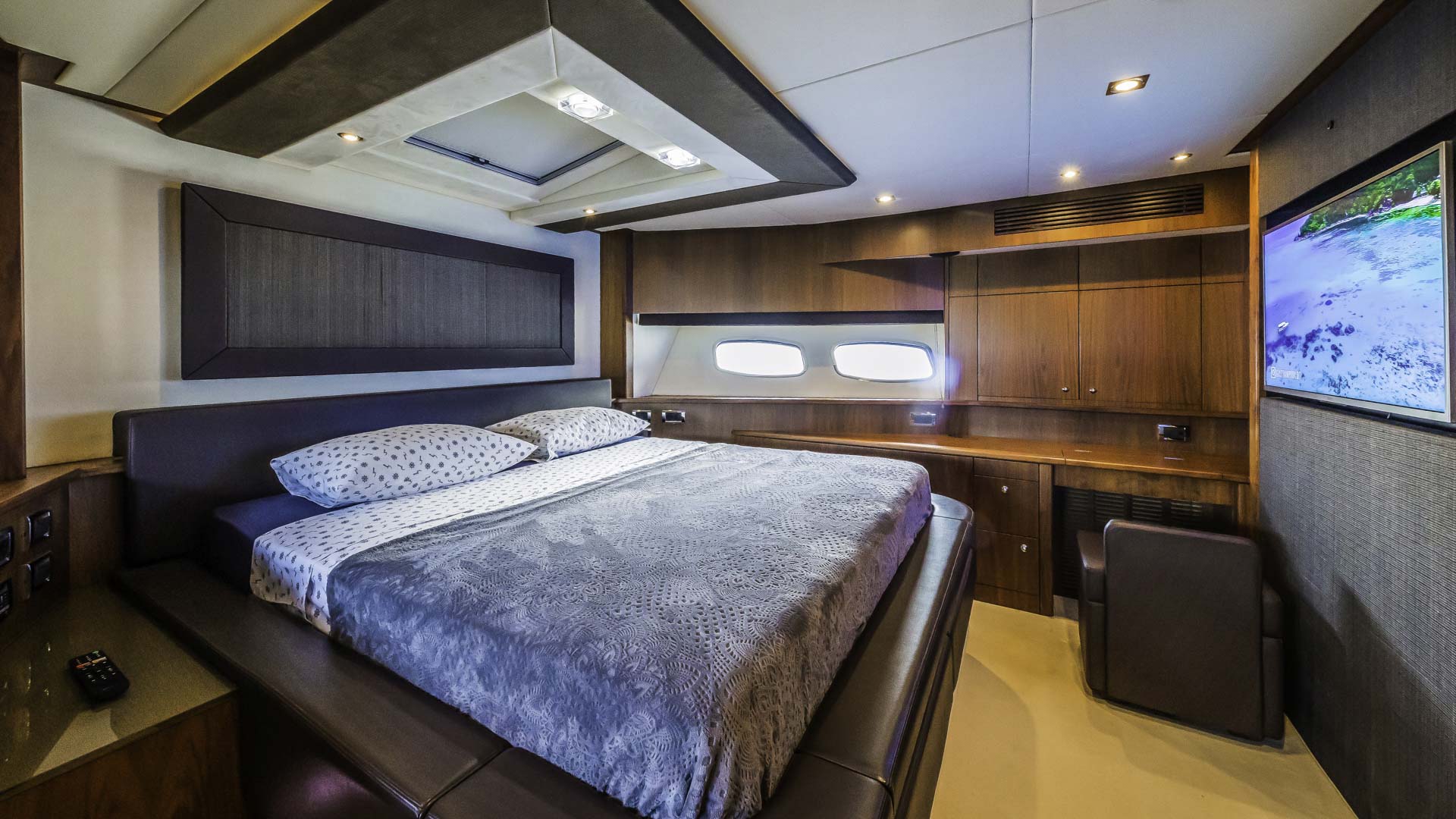 26-THE-BEST-WAY-VIP-cabin-view