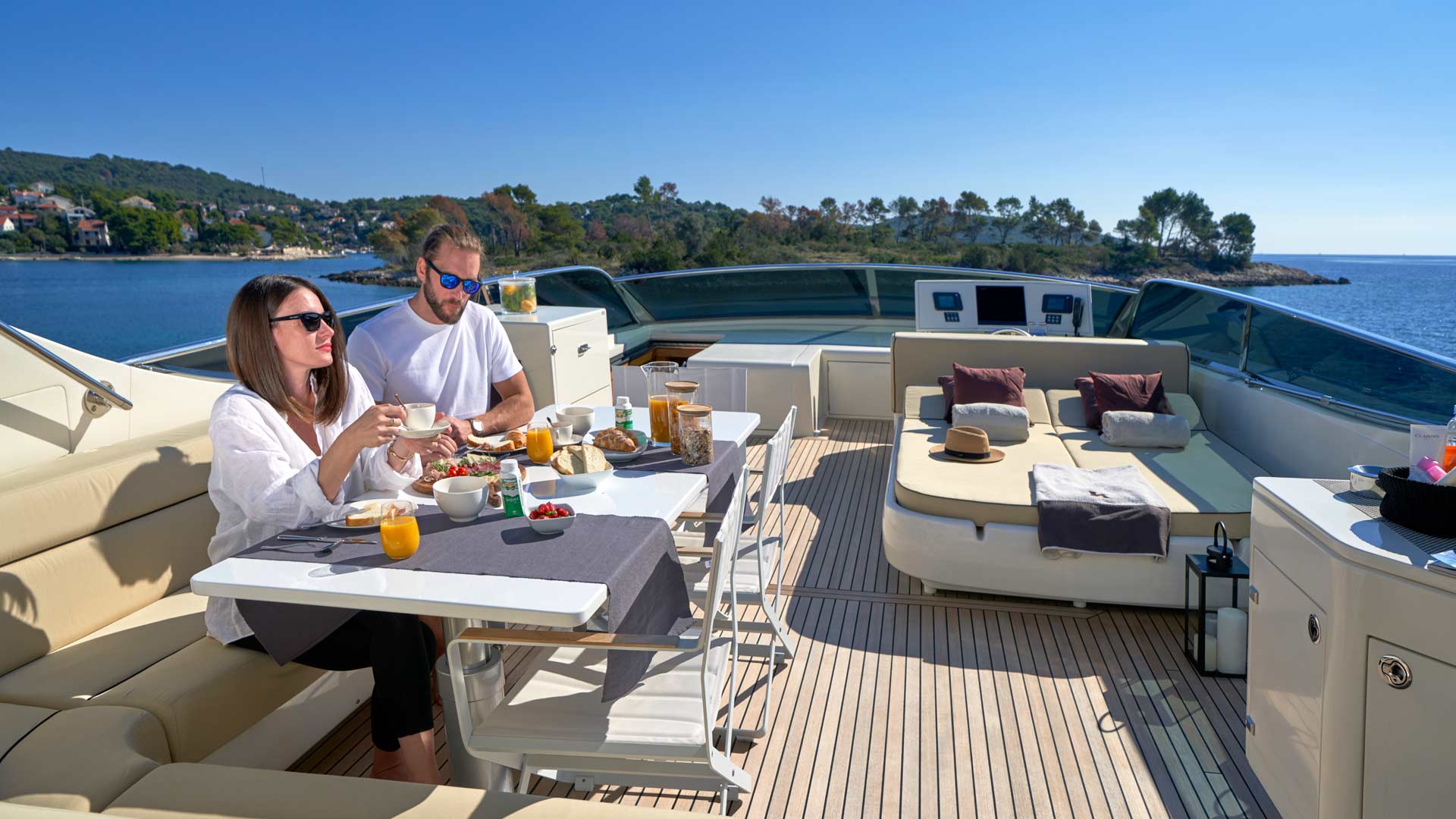book a yacht sibenik