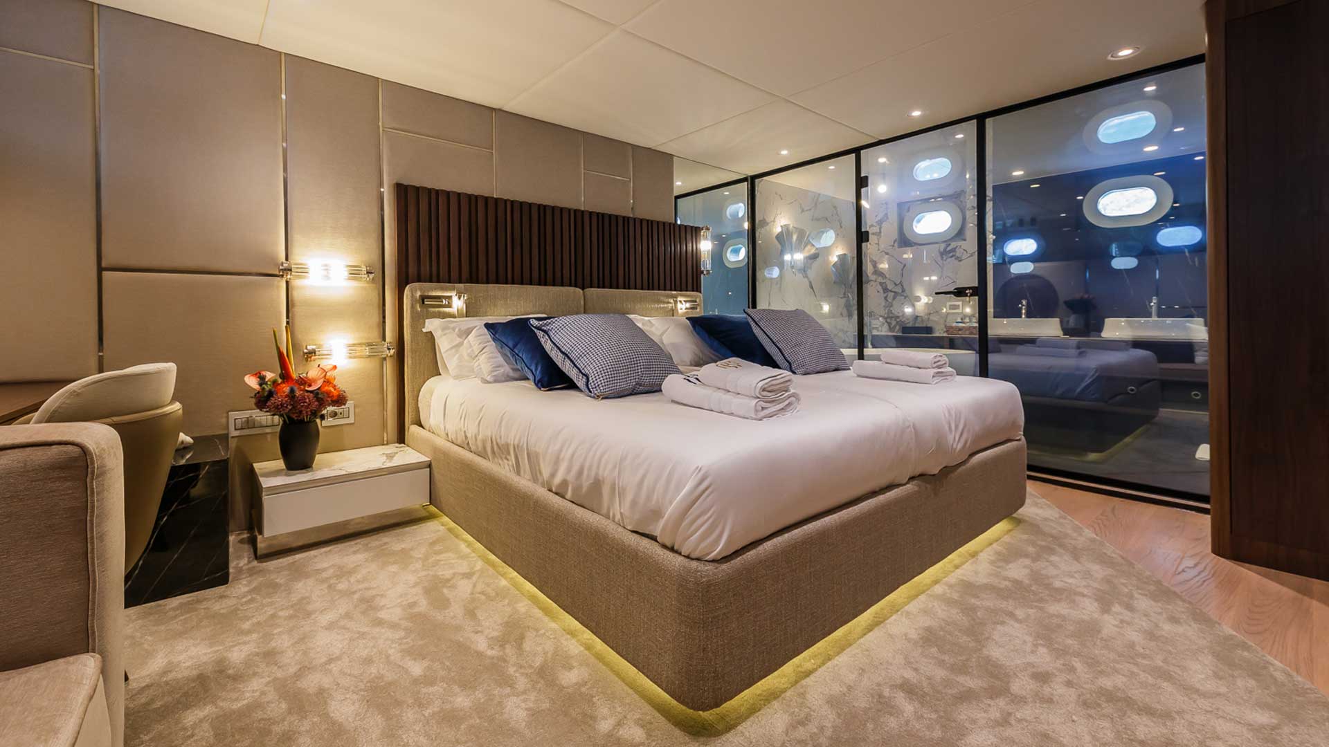 18-clase-azul-master-cabin