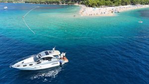 Mirakul 40 charter Split Croatia exterior view