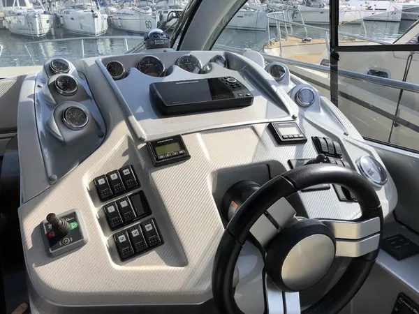 Mirakul 40 daily charter