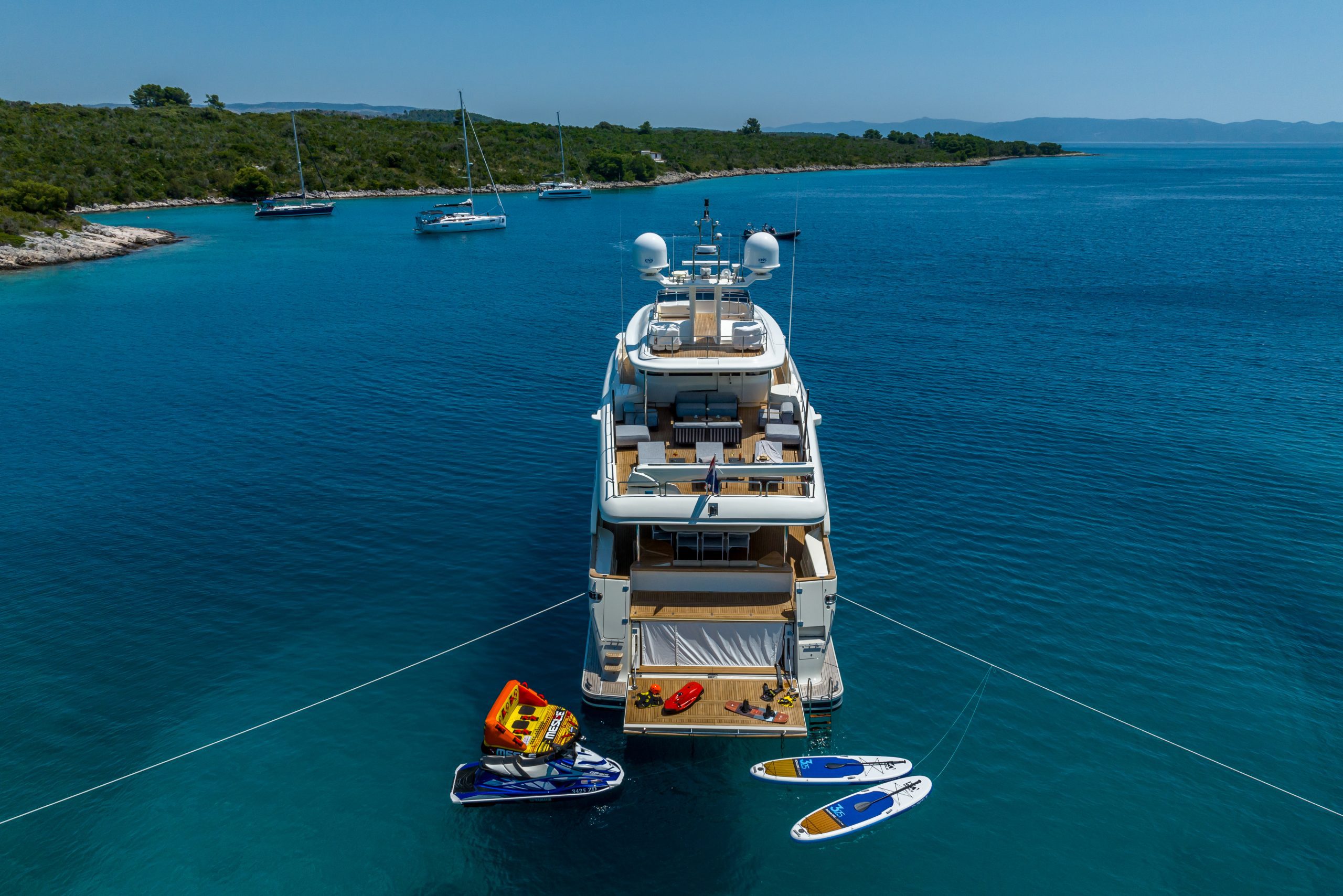 06-Klobuk-watertoys_