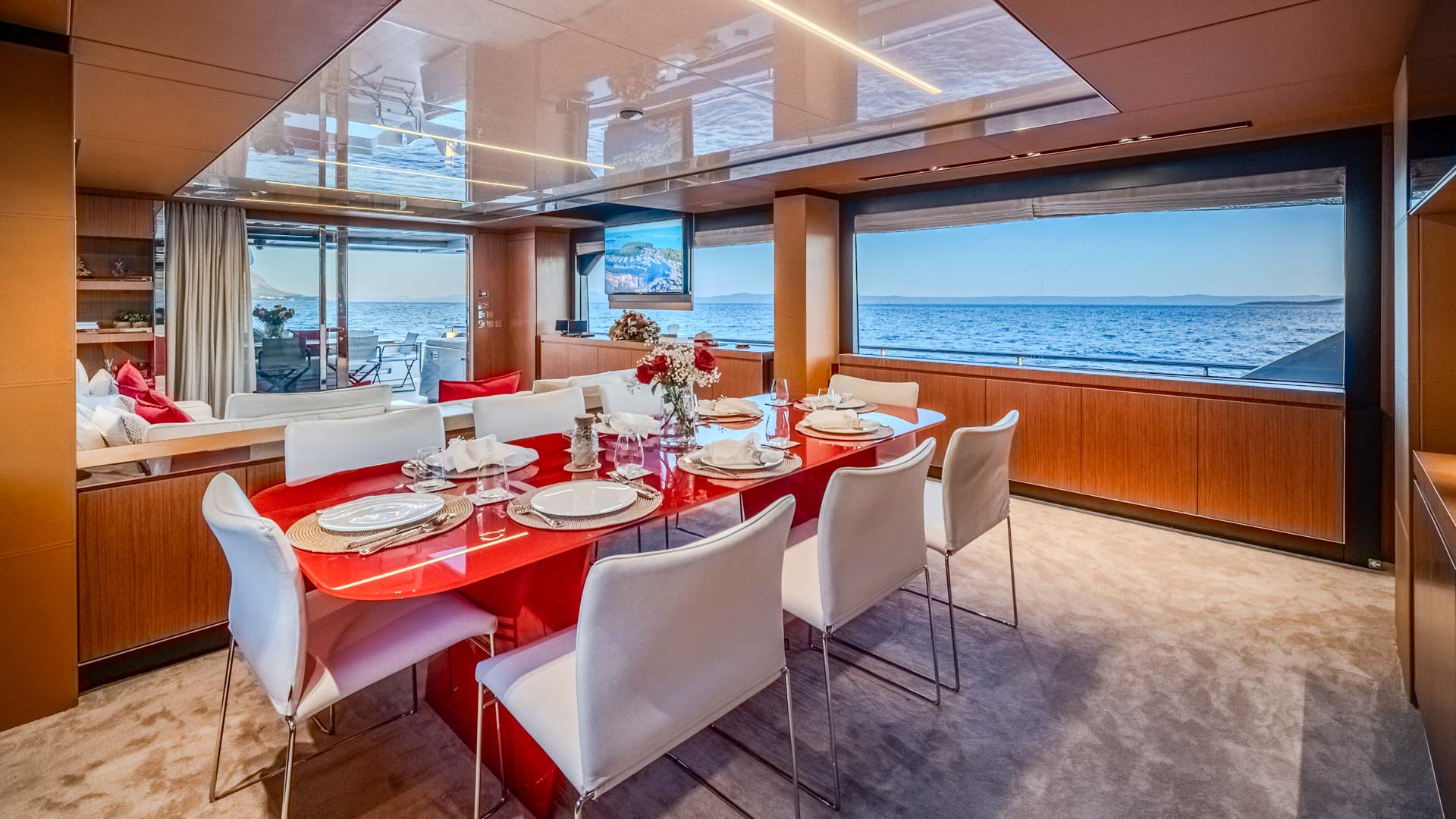 23-No-Stress-888-dining-area_