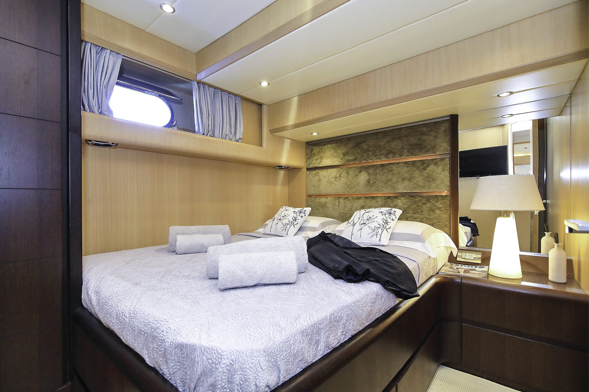 33-HOPE-I-Double-cabin1 _