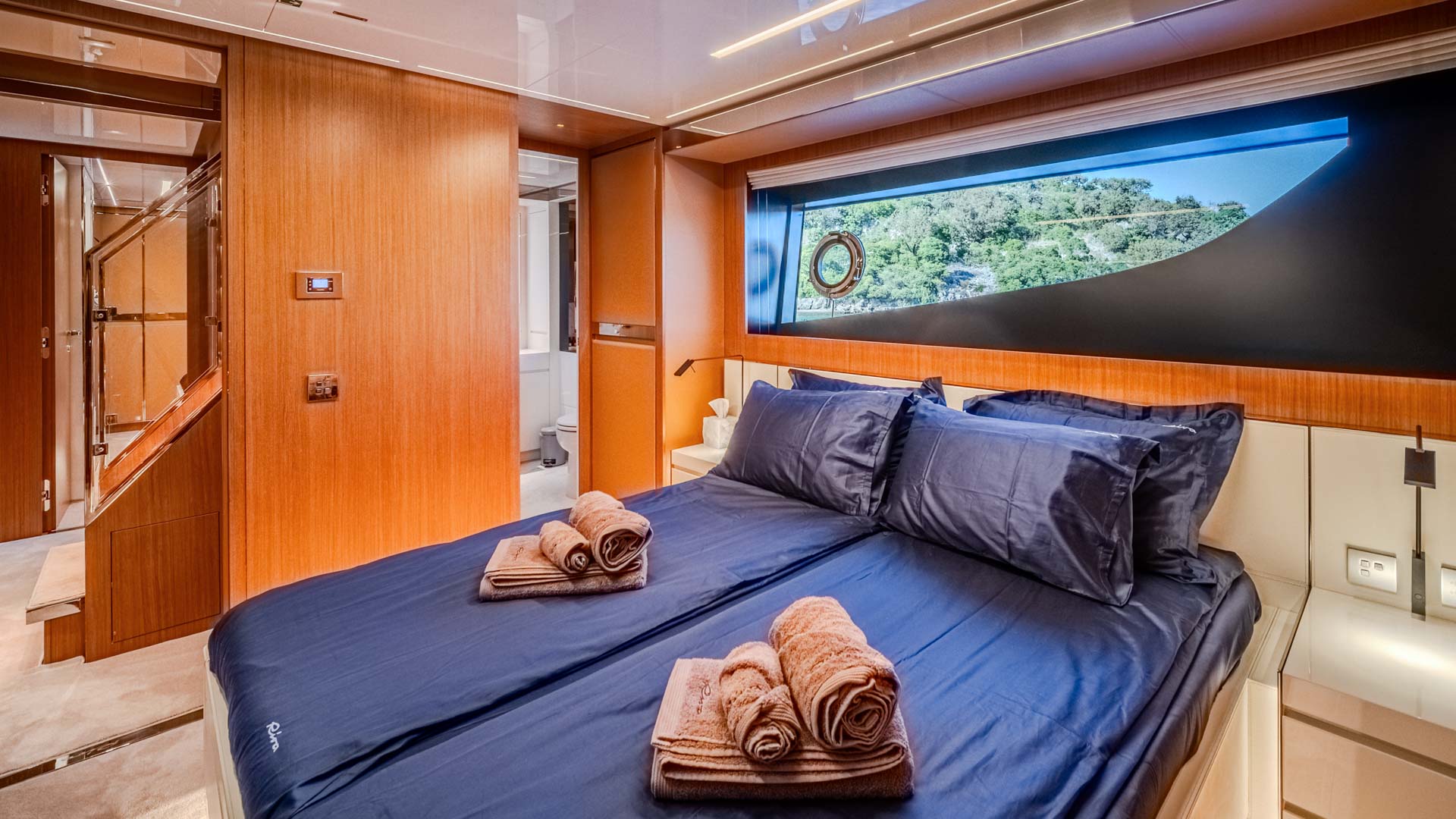 33-No-Stress-888-Double-cabin-3_