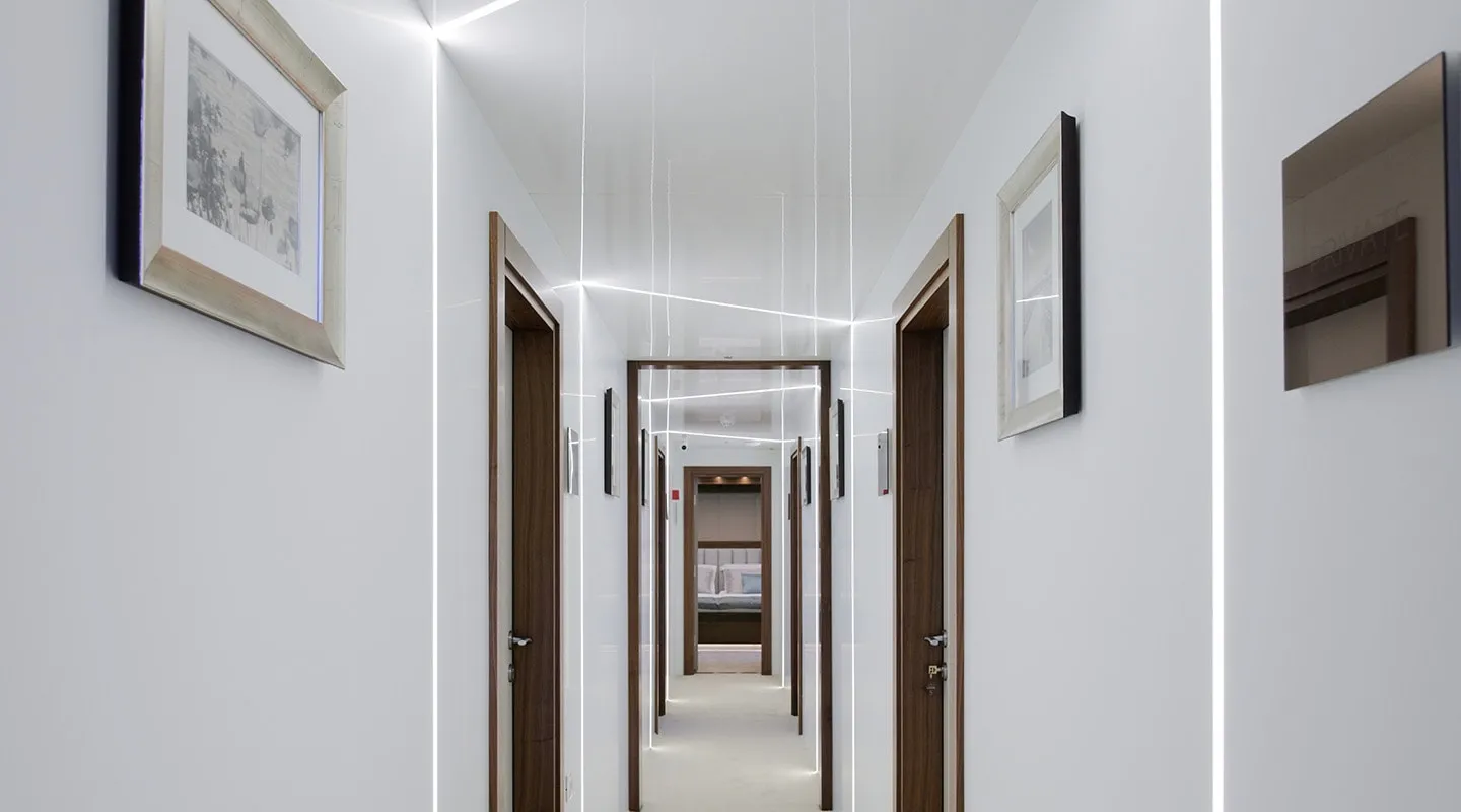 corsario_hallway.jpg