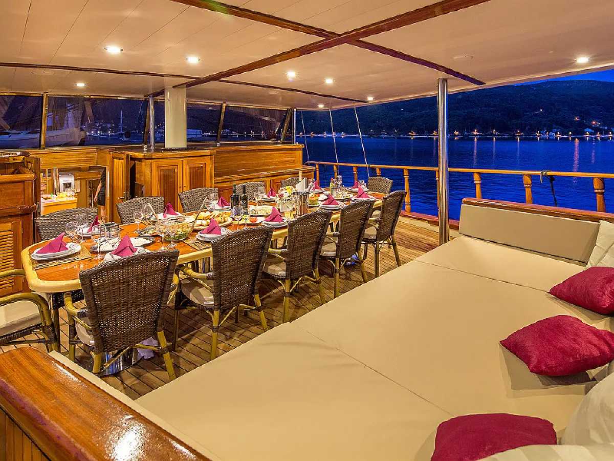 1154800250000101476_Morning_Star_ext_12