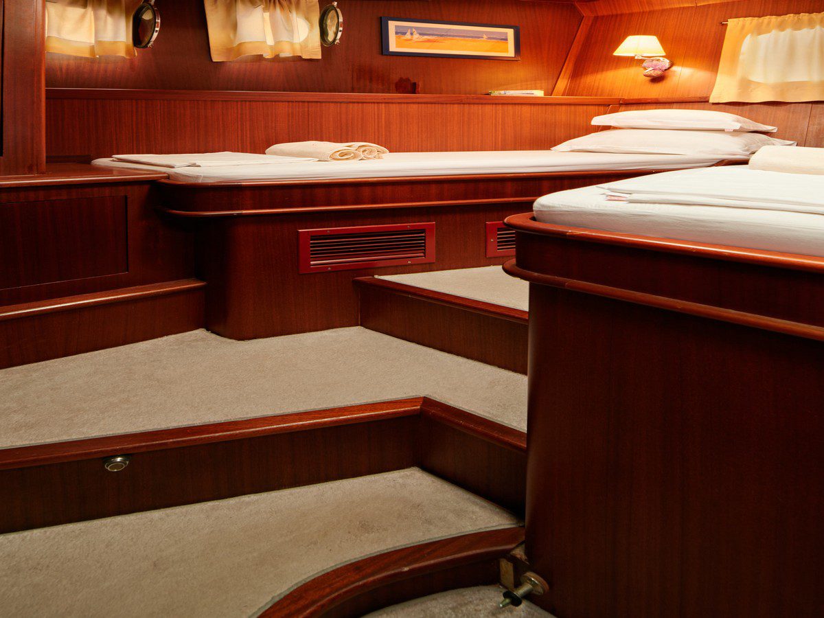 27352111476400098_gulet-croatia-charter-queen-of-adriatic-39