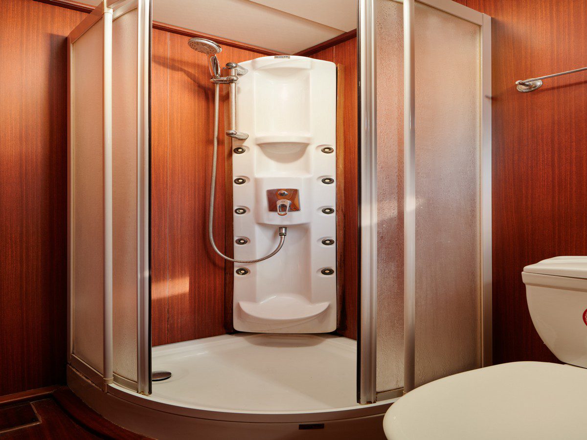 27352151476400098_gulet-croatia-charter-queen-of-adriatic-41