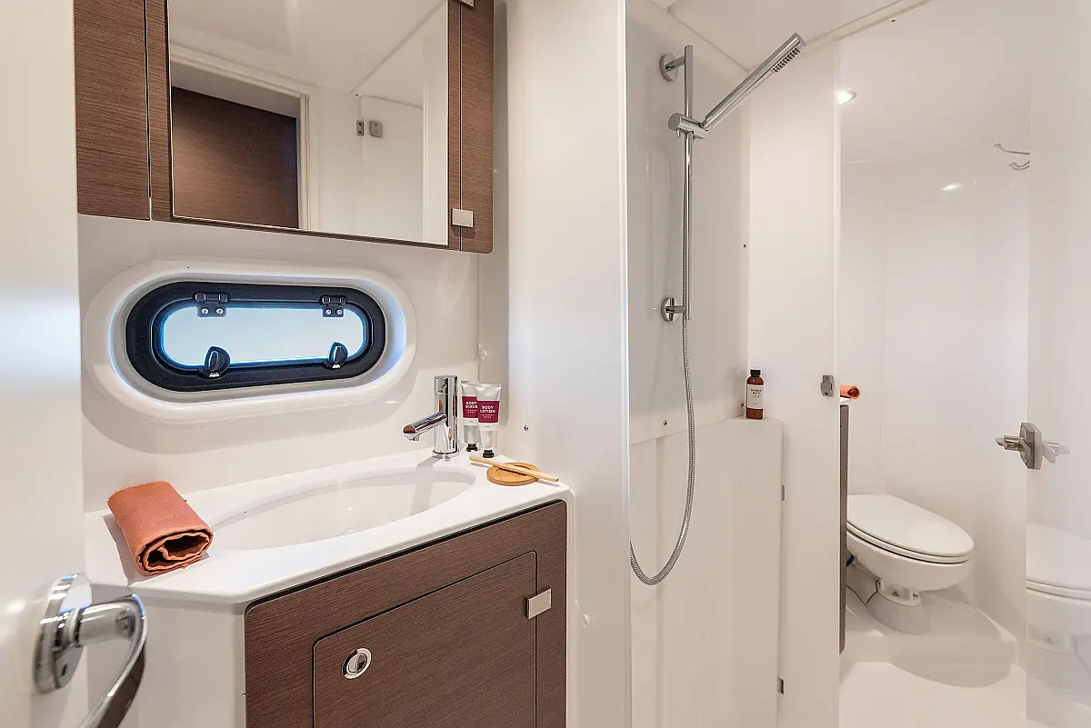 37772421484701909_bali42_012bali_catamarans-rizonphotography_1