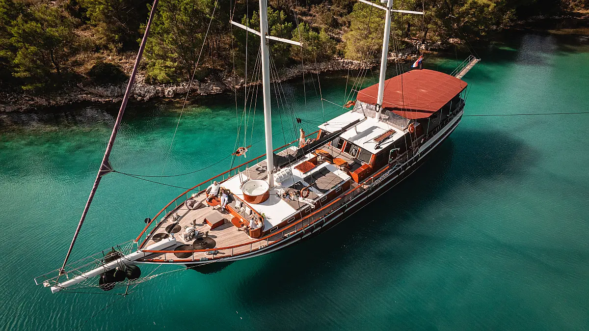 6382269420000102304_Croatia_ext_13