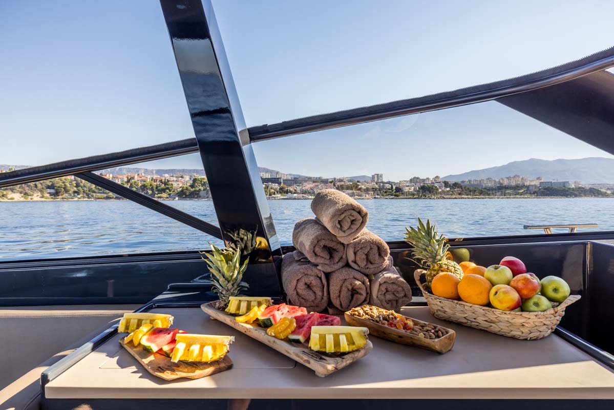 Aft deck Colnago 45 island hopping cruise Split