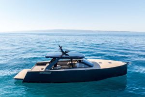 Private island cruise Croatia Colnago 45 luxury yacht